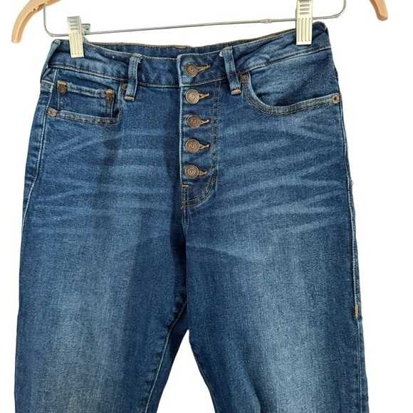 True Religion Starr High Rise Cropped Straight Jean, Size 27 - Picture 4 of 10